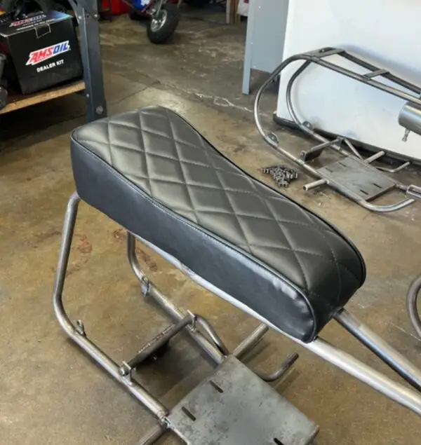 Diamond Stitches Seat - Image 2
